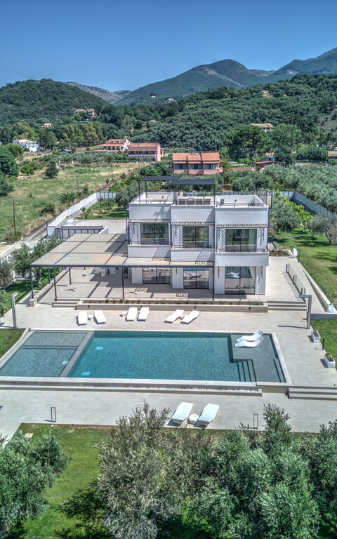 Villa Watanave: all'aperto, Estate, Esterni, Giardino, Piscina, Primavera, Vista Panoramica