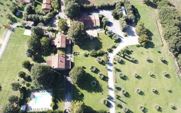 Borgo di Campagna Il Tesoro: all'aperto, Esterni, Giardino