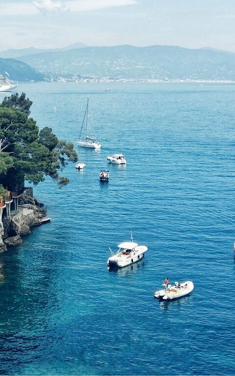 Articoli su luoghi esclusivi da visitare così come esperienze uniche da vivere in Italia, Grecia, Croazia e Spagna